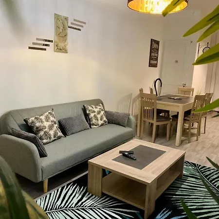 Maison 3 Chambres - 600m Metro Marbrerie - Five Дом отдыха