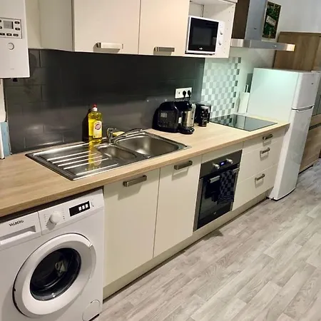 Maison 3 Chambres - 600m Metro Marbrerie - Five Prázdninový dům Lille